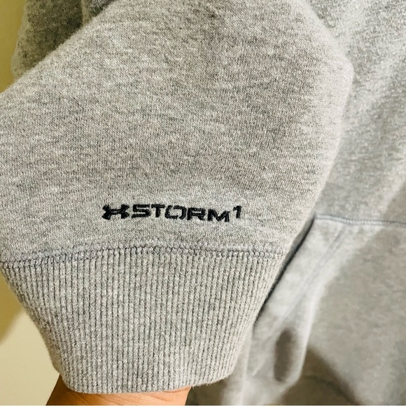UNDER ARMOUR GRAY HOODIE - Picture 4 of 11